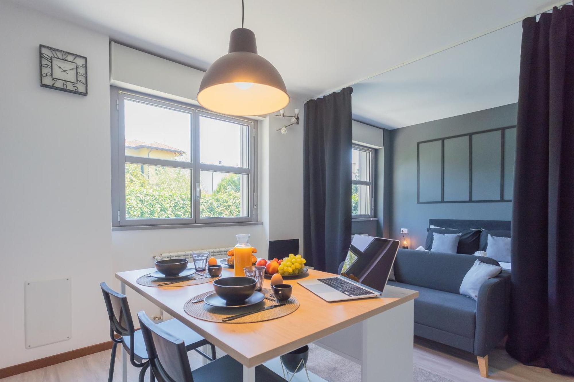Black Loft Como By Rent All 科莫 外观 照片