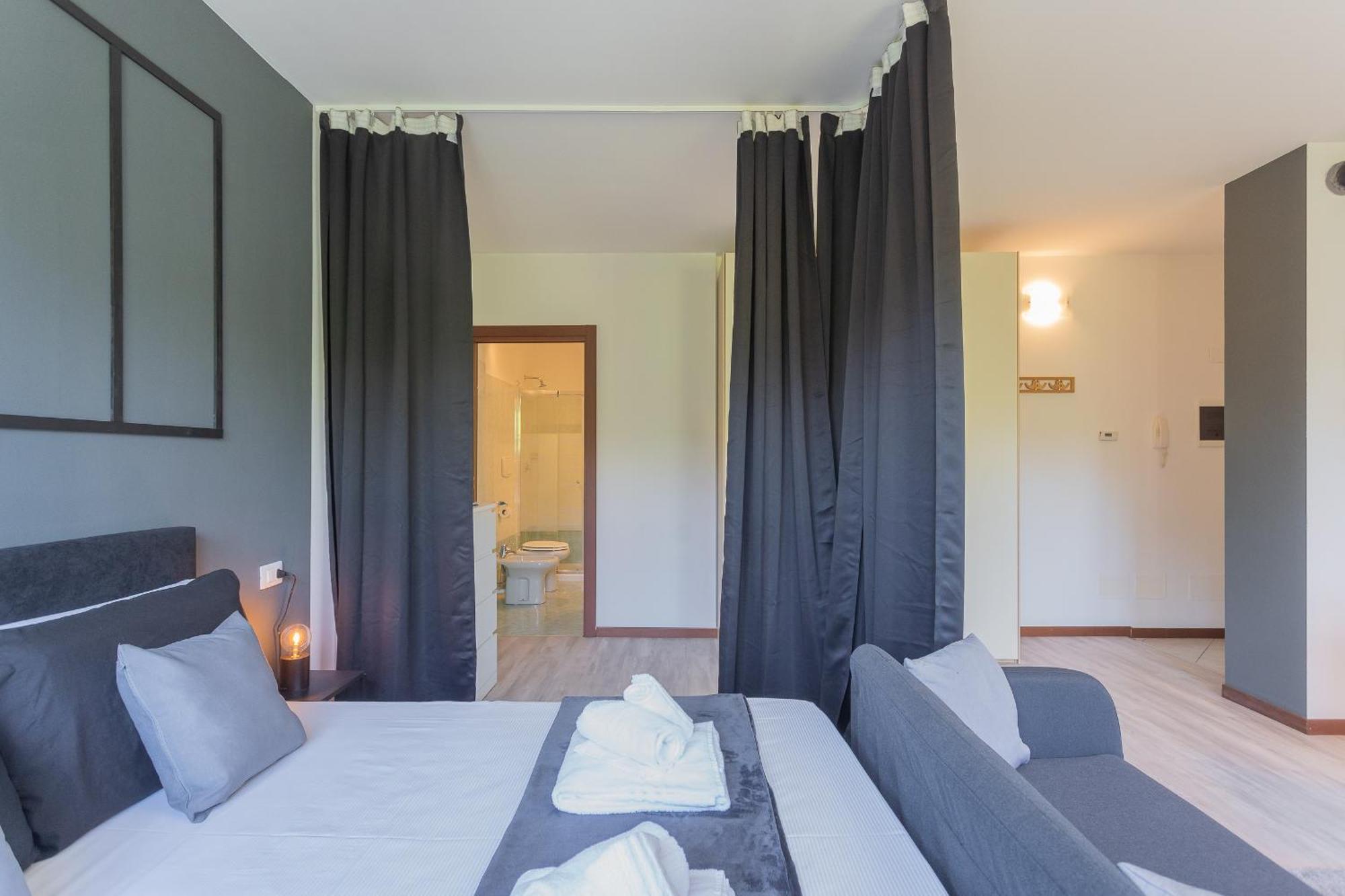 Black Loft Como By Rent All 科莫 外观 照片